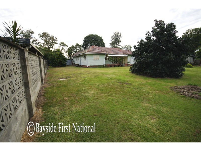 110 Randall Road, Wynnum West QLD 4178