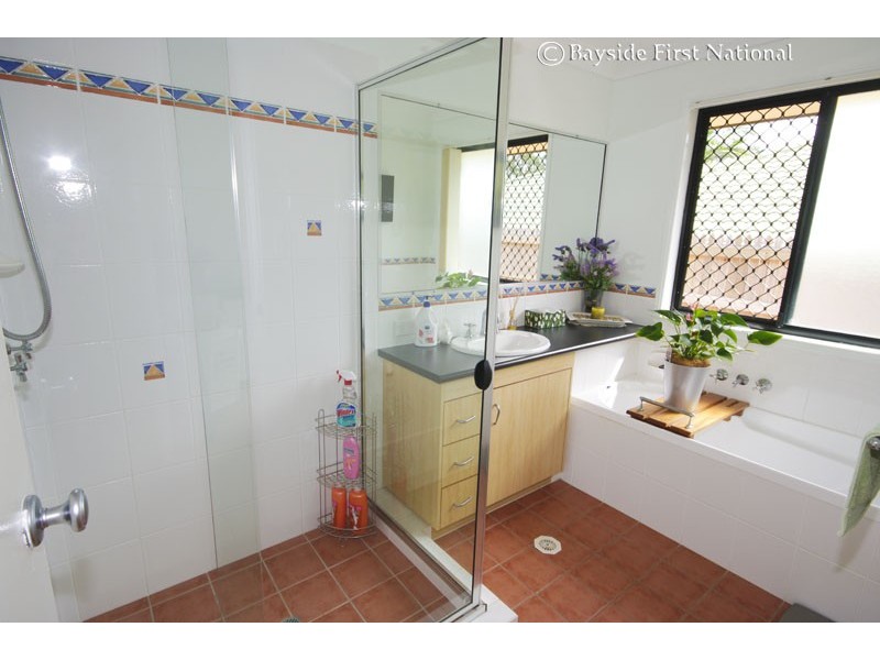 33 Burbank Road, Birkdale QLD 4159