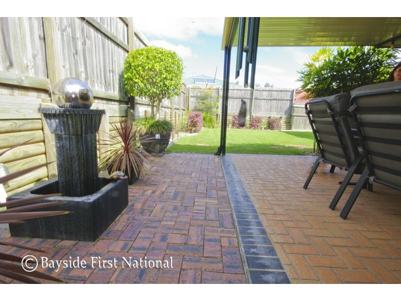 33 Burbank Road, Birkdale QLD 4159