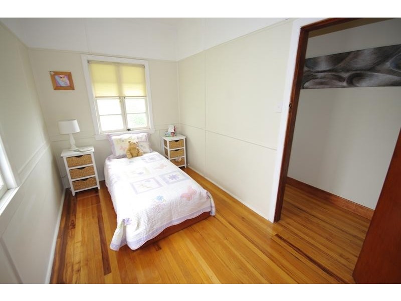 28 Bennetts Road, Camp Hill QLD 4152