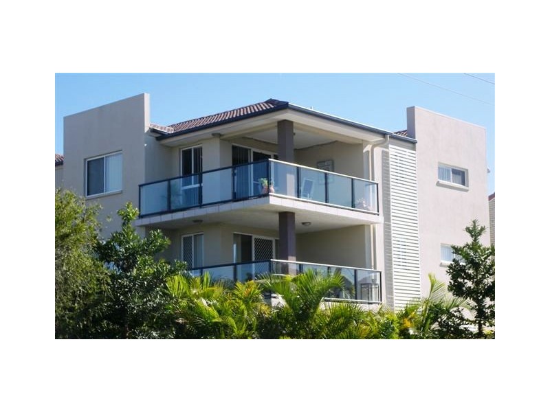 4/11 Clark St, Biggera Waters QLD 4216