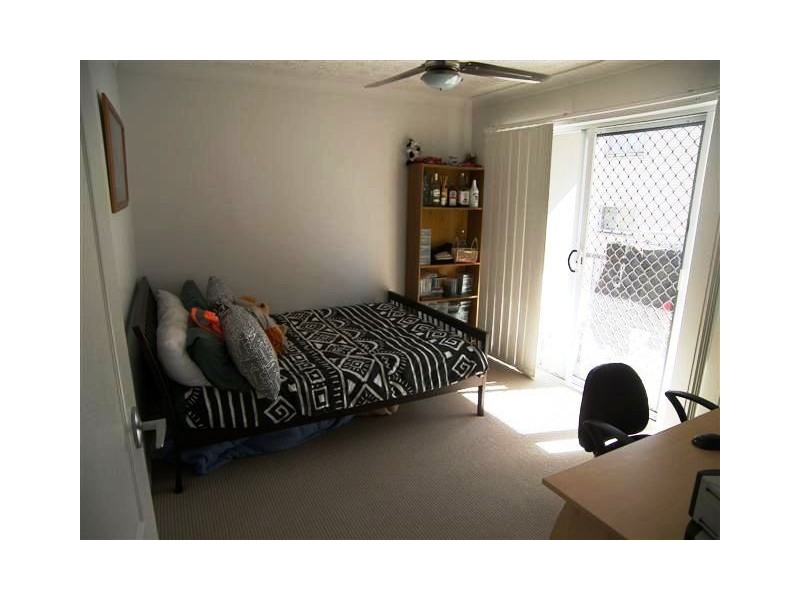 4/11 Clark St, Biggera Waters QLD 4216