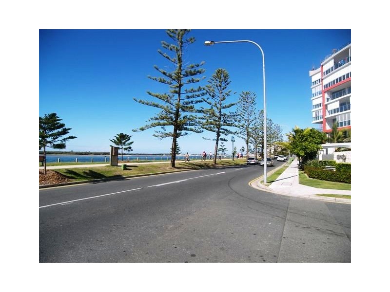 4/11 Clark St, Biggera Waters QLD 4216