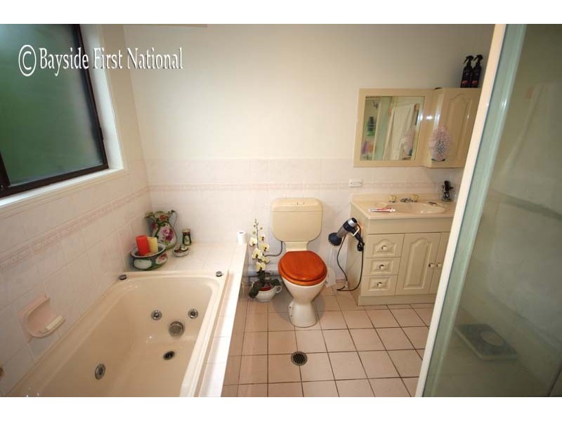 1 Petaluma Ct, Victoria Point QLD 4165