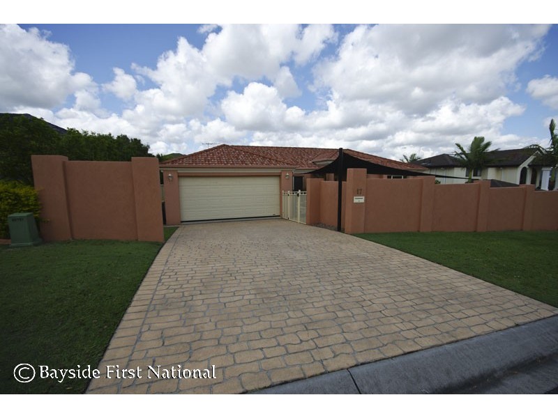 17 Forest Place, Carindale QLD 4152