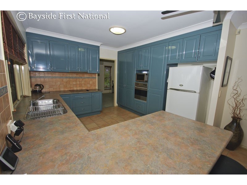 17 Forest Place, Carindale QLD 4152