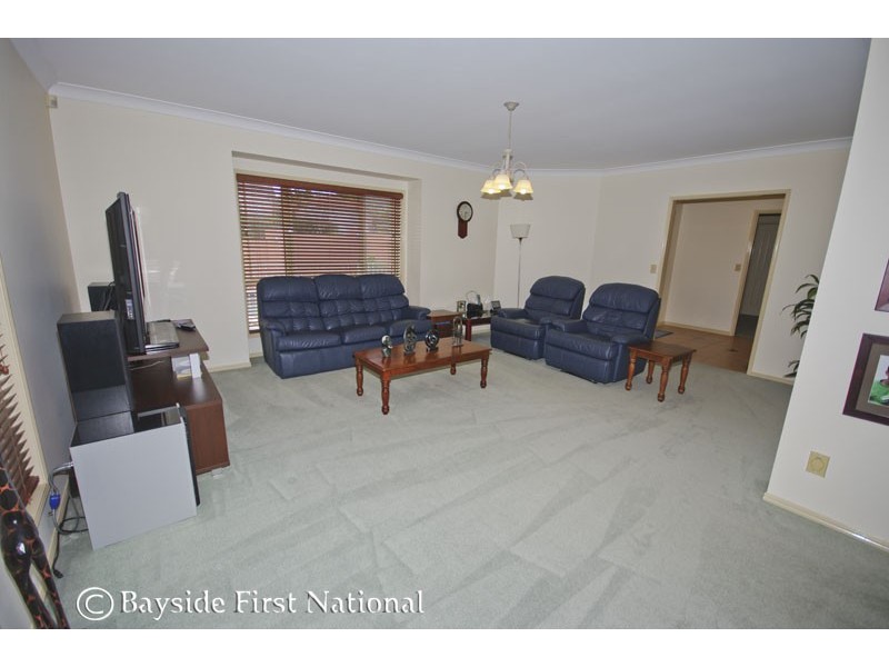 17 Forest Place, Carindale QLD 4152