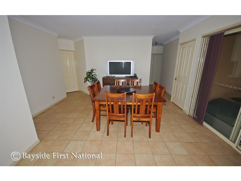 17 Forest Place, Carindale QLD 4152