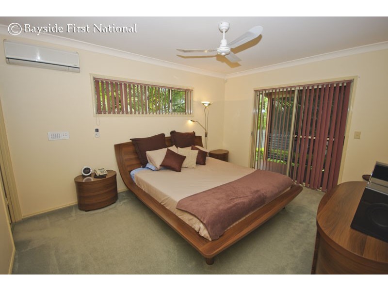 17 Forest Place, Carindale QLD 4152