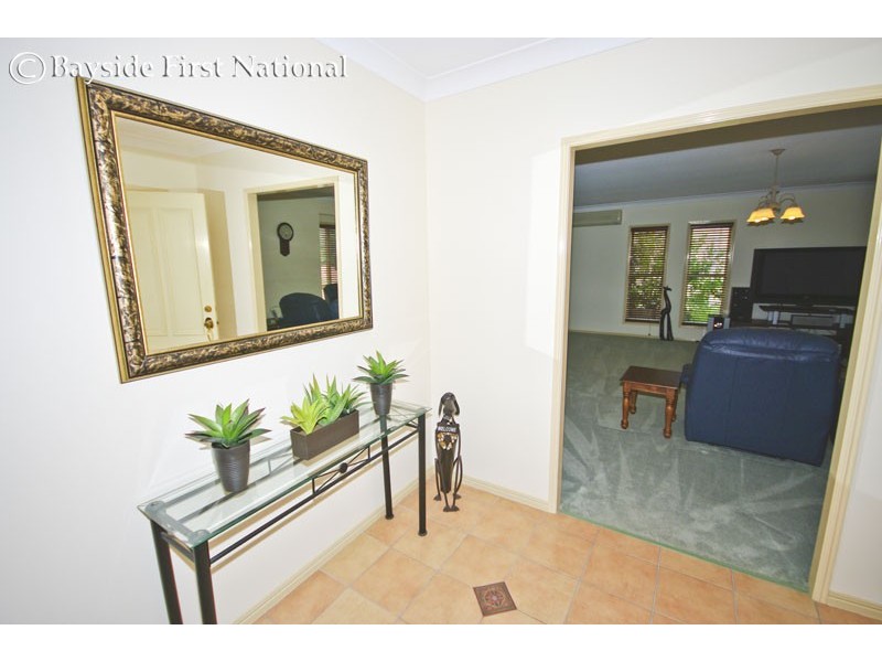 17 Forest Place, Carindale QLD 4152