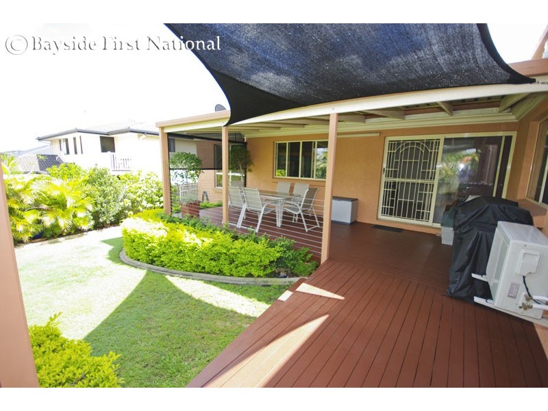 17 Forest Place, Carindale QLD 4152