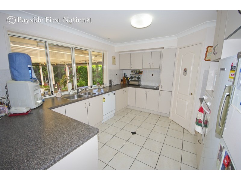 31 Burbank Road, Birkdale QLD 4159