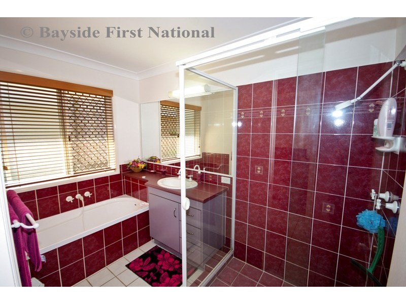 31 Burbank Road, Birkdale QLD 4159