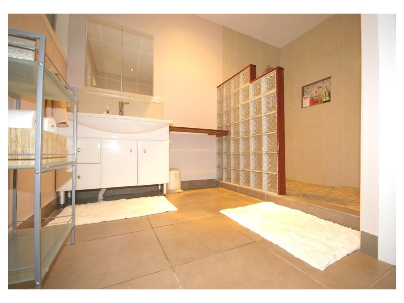 110 Bailey Road, Birkdale QLD 4159