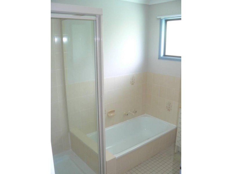 25 Cambridge Drive, Alexandra Hills QLD 4161