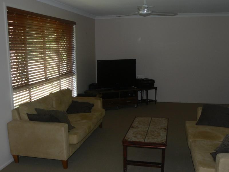 48 Ashwood Circuit, Birkdale QLD 4159