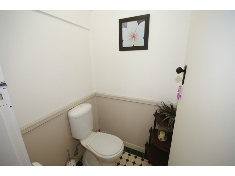 28 Bennetts Road, Camp Hill QLD 4152