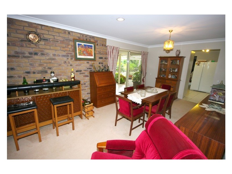 30 Wilde Street, Wynnum QLD 4178