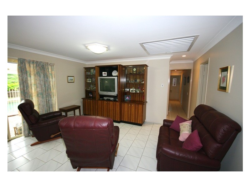 30 Wilde Street, Wynnum QLD 4178