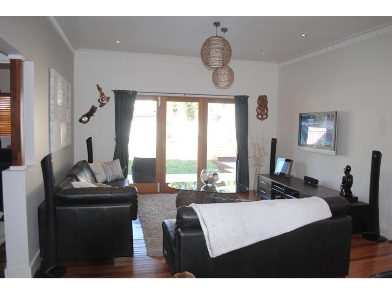 21 Troubridge Street, Mount Gravatt East QLD 4122