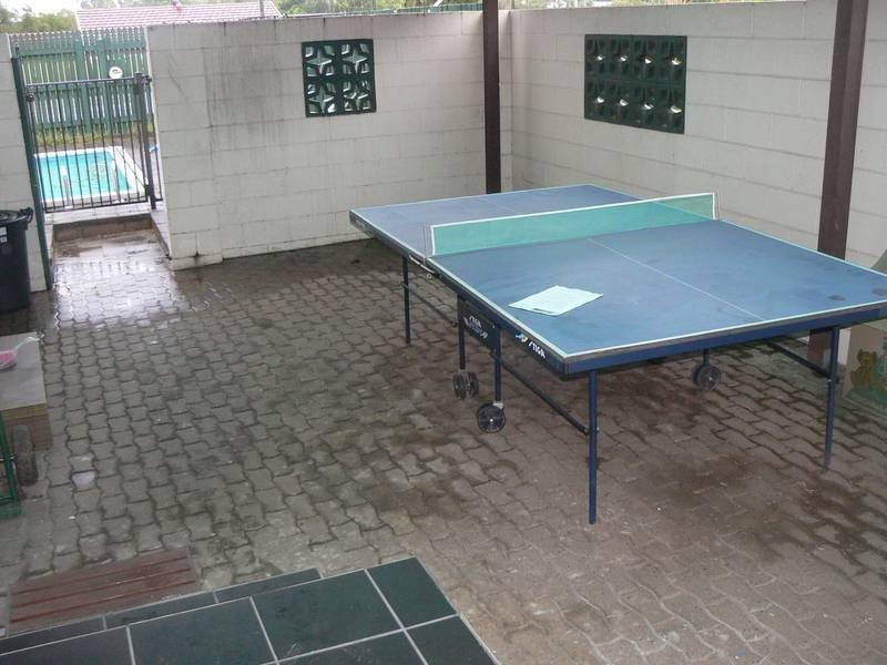 390 Richmond Road, Cannon Hill QLD 4170