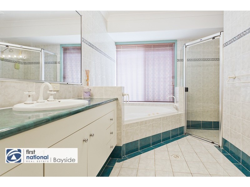 13 Galley Way, Birkdale QLD 4159