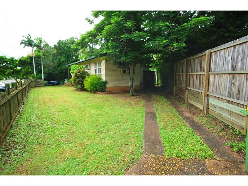 43 Beachcrest Road, Wellington Point QLD 4160