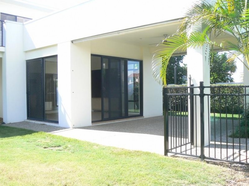 27 Allan Day Drive, Wellington Point QLD 4160