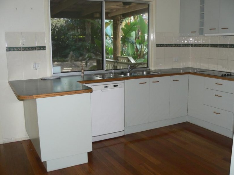 4 James Street, Capalaba QLD 4157
