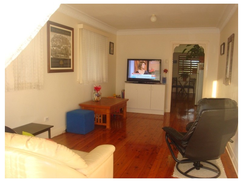 305 Upper Esplanade, Manly QLD 4179