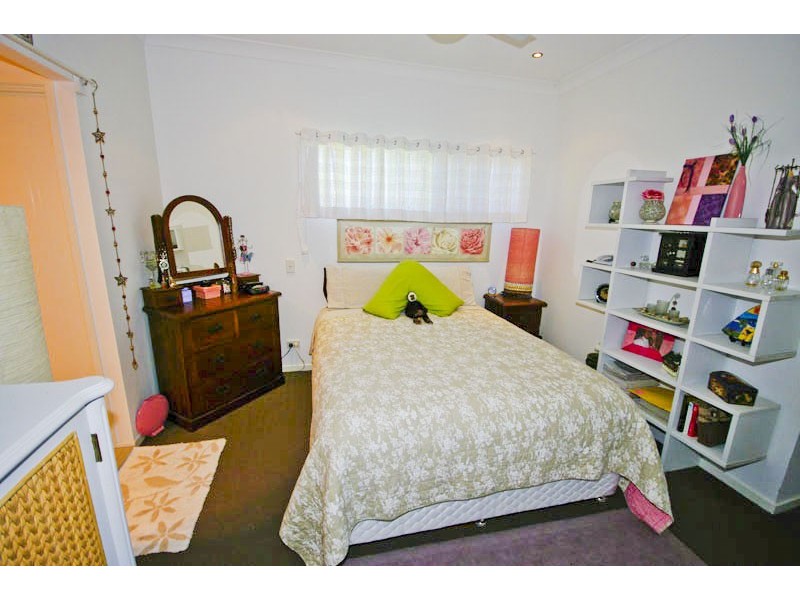 2/32 Drayton Tce, Wynnum QLD 4178