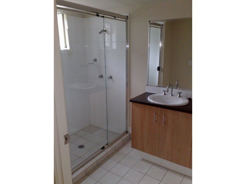 10/48 Lenneberg, Southport QLD 4215