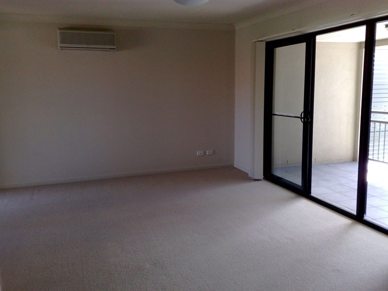 10/48 Lenneberg, Southport QLD 4215