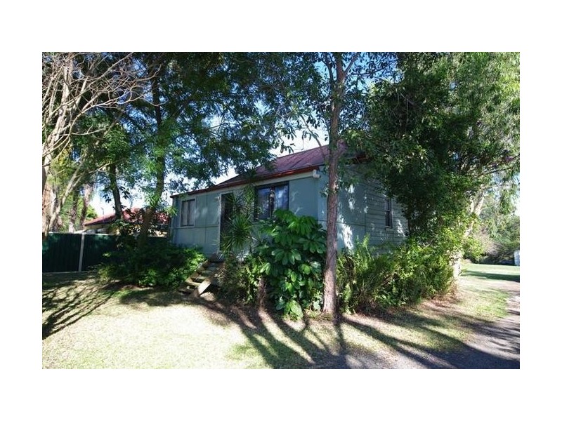 13 Woodlands Drive, Thornlands QLD 4164
