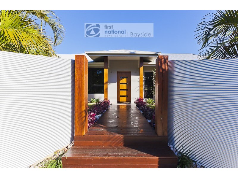 4 Barron Road, Birkdale QLD 4159