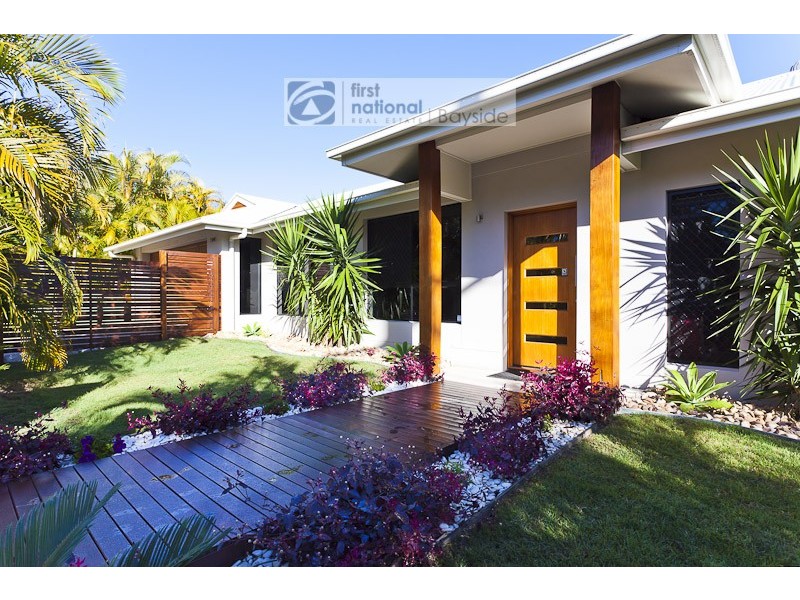 4 Barron Road, Birkdale QLD 4159