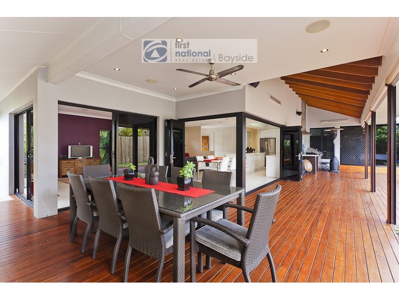 4 Barron Road, Birkdale QLD 4159