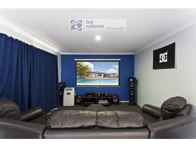 8 Greenwich Crt, Alexandra Hills QLD 4161