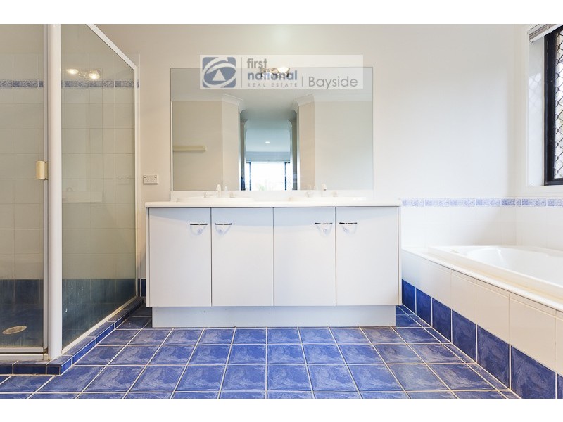 8 Greenwich Crt, Alexandra Hills QLD 4161