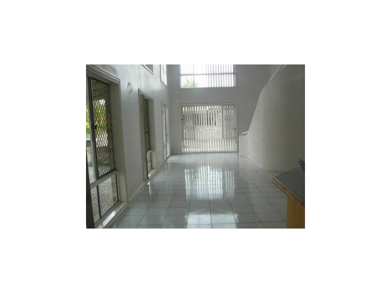 9 Mary Pleasant Drive, Birkdale QLD 4159