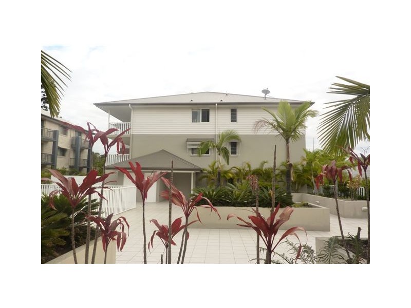 15/27 Walton Street, Southport QLD 4215
