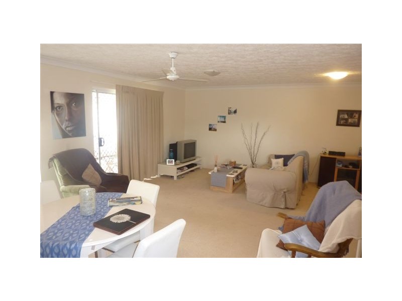 15/27 Walton Street, Southport QLD 4215