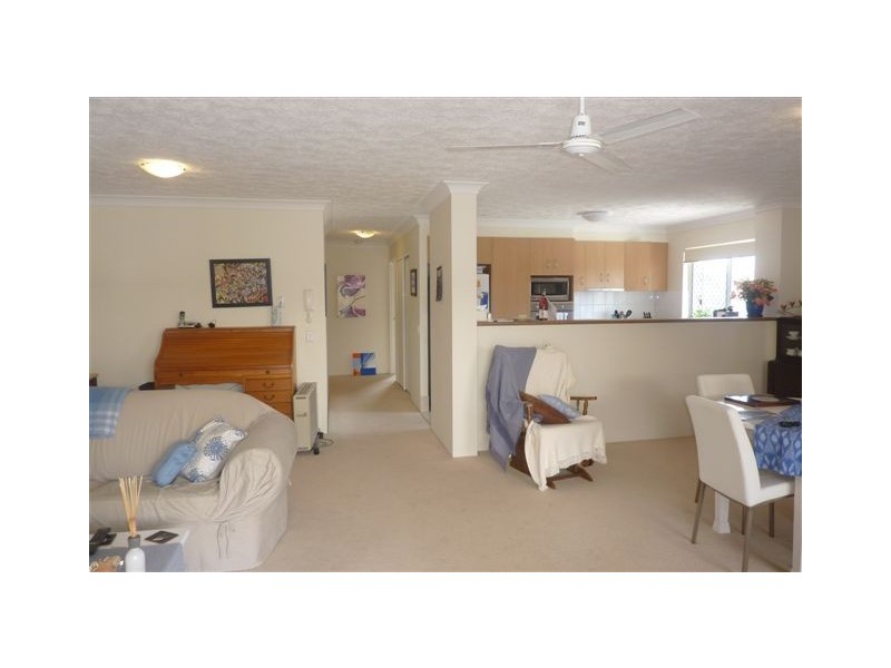 15/27 Walton Street, Southport QLD 4215