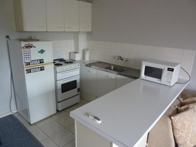 4/22 Leonard Ave, Surfers Paradise QLD 4217