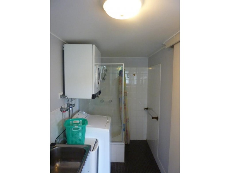 4/22 Leonard Ave, Surfers Paradise QLD 4217