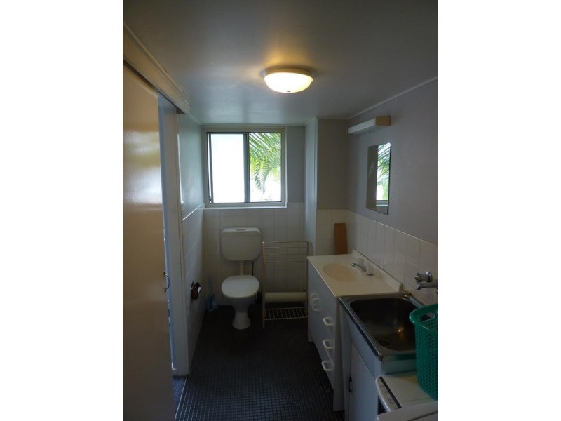 4/22 Leonard Ave, Surfers Paradise QLD 4217