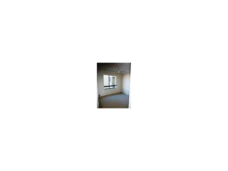 12/48 Lenneberg, Southport QLD 4215