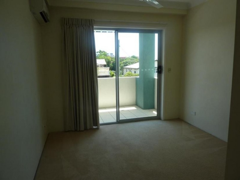 16/52 Queen St, Southport QLD 4215