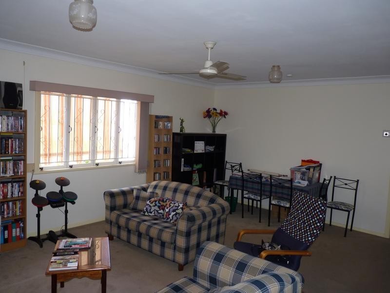 14 Megalong Street, Holland Park West QLD 4121