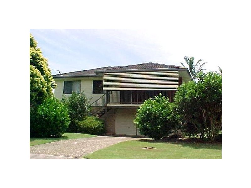 13 Malling Street, Birkdale QLD 4159